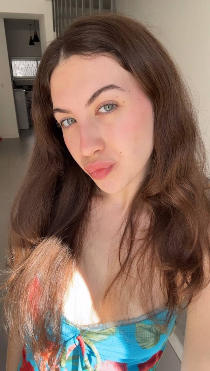 Nude girl Amber in Kampinas