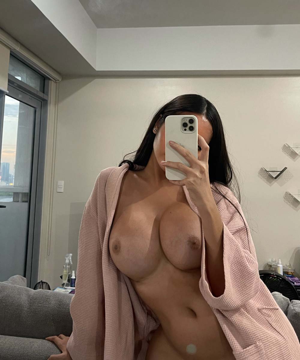 Angela Castellanos naked in Kampinas