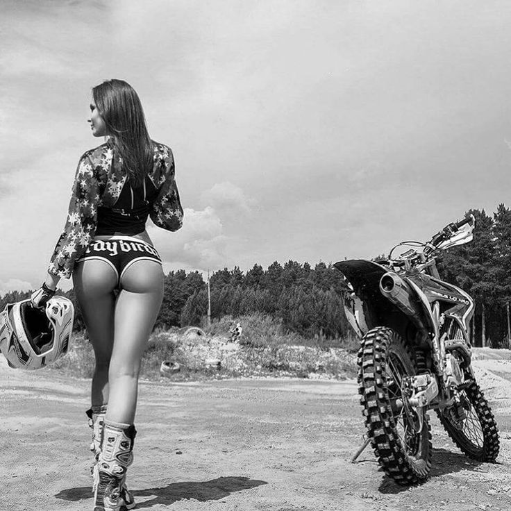 Beautiful girls and motorcycles in Kampinas