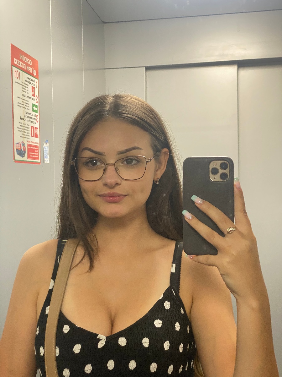 Sexy model Stacy in Kampinas